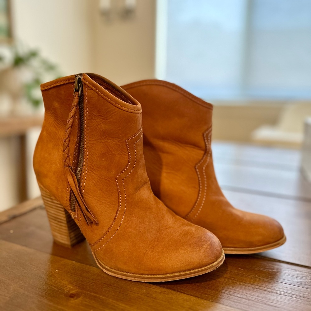 Aldo Fastrost Brown Western Ankle Boot